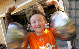 Building a Van der Graaf Generator from Ikea&nbsp;Parts